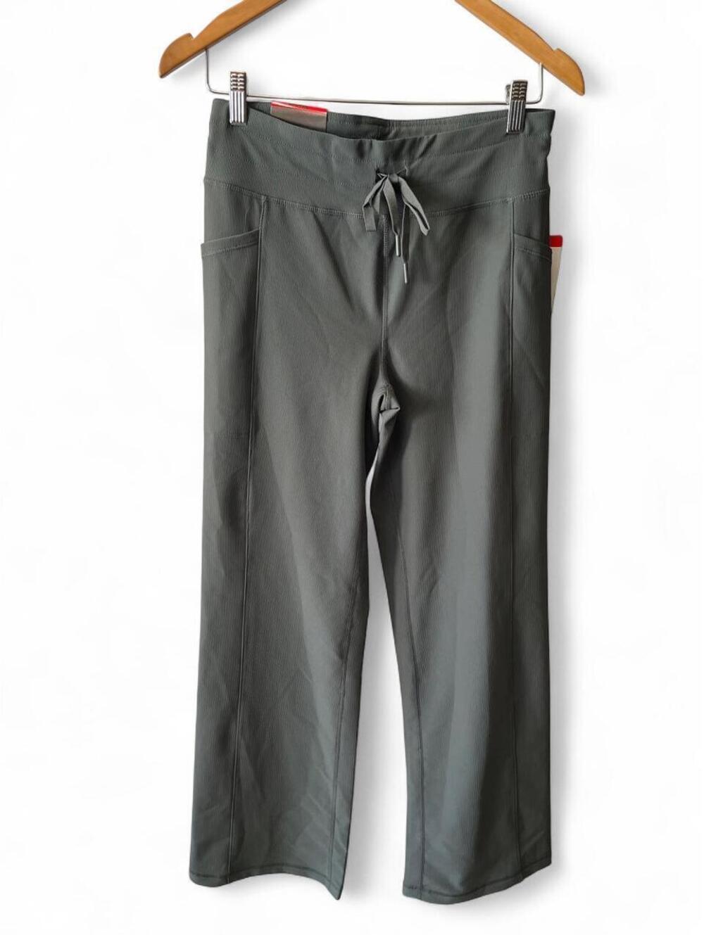 Essentials Cool Women's Urban Chic Gray Drawstring Pants Size M